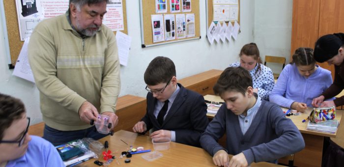 В Павлово юные инженеры организовали производство машинок